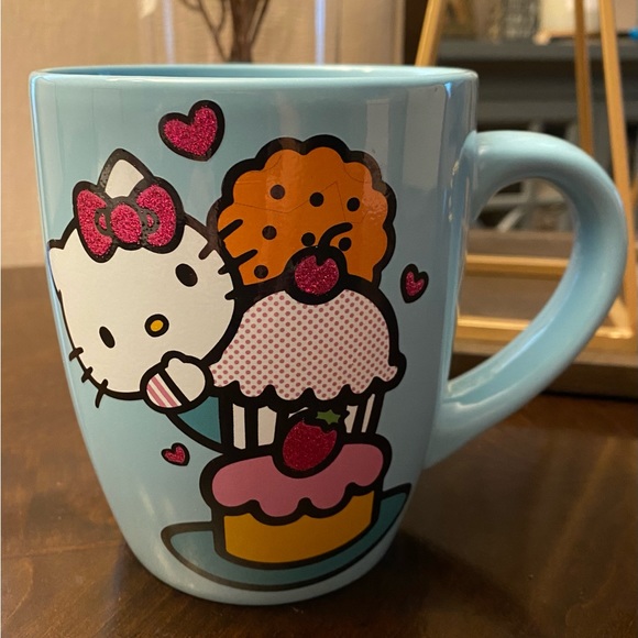 NEW Hello Kitty Sparkling ‘just loving deserts’ Jumbo Sized Mug. - Picture 2 of 5